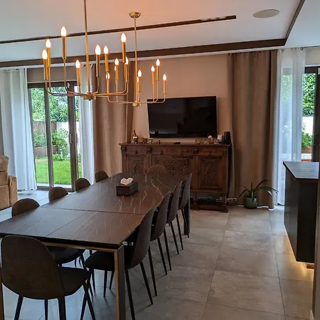 Villa Luxury Moderne, Salon De 90m2 Montgeron