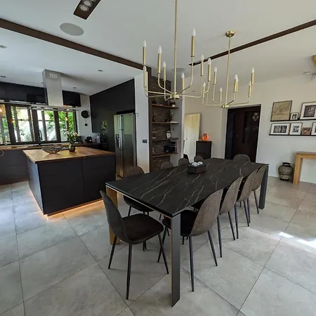 Luxury Moderne, Salon De 90m2 Vila